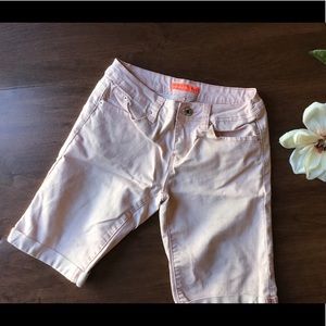 Peachy pink button zip short